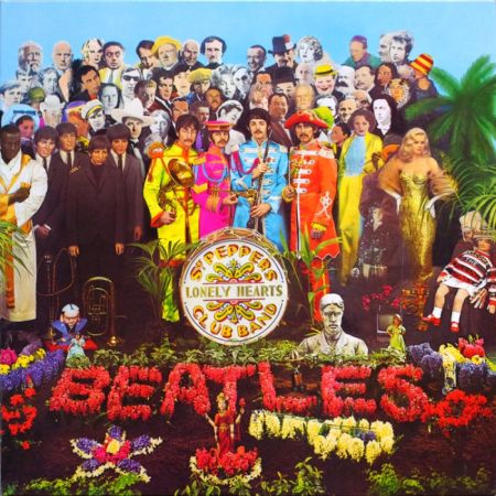 <b>THE BEATLES</b> <br>Sgt. Pepper's Lonely Hearts Club Band